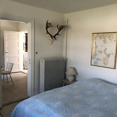 Havnevej 18, Stuen, Ballen Apartment